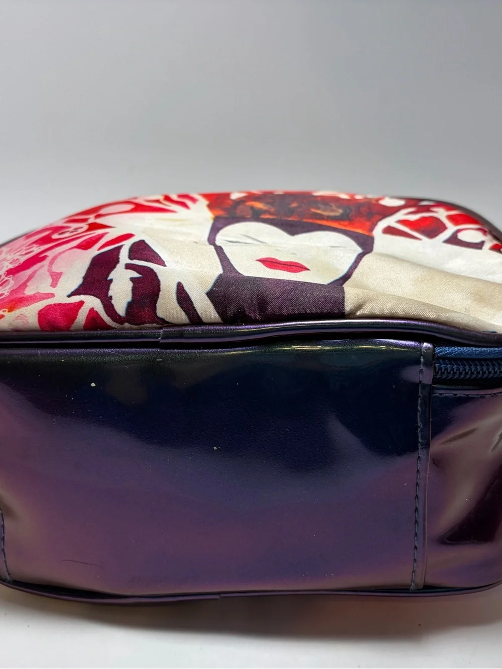 Evil Queen Artistic Red & Pink Women's Cosmetic Bag